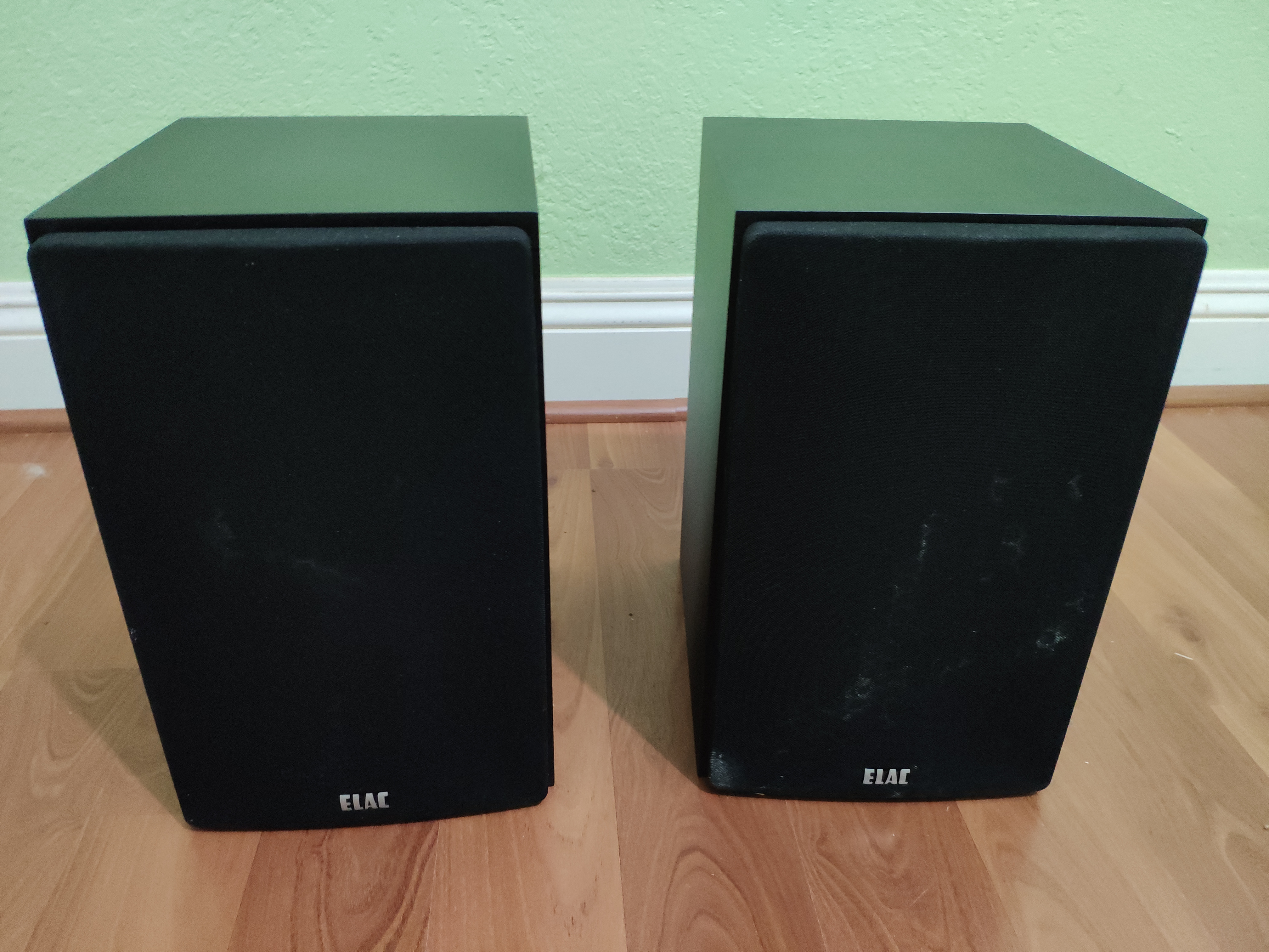 elac debut s10 subwoofer review
