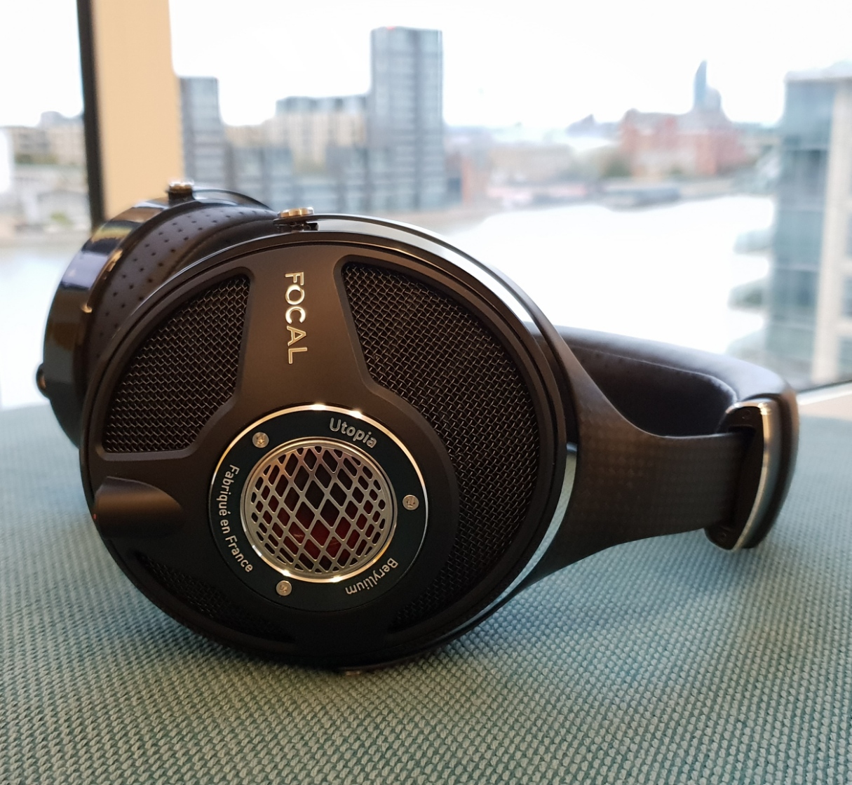 Focal best sale utopia price