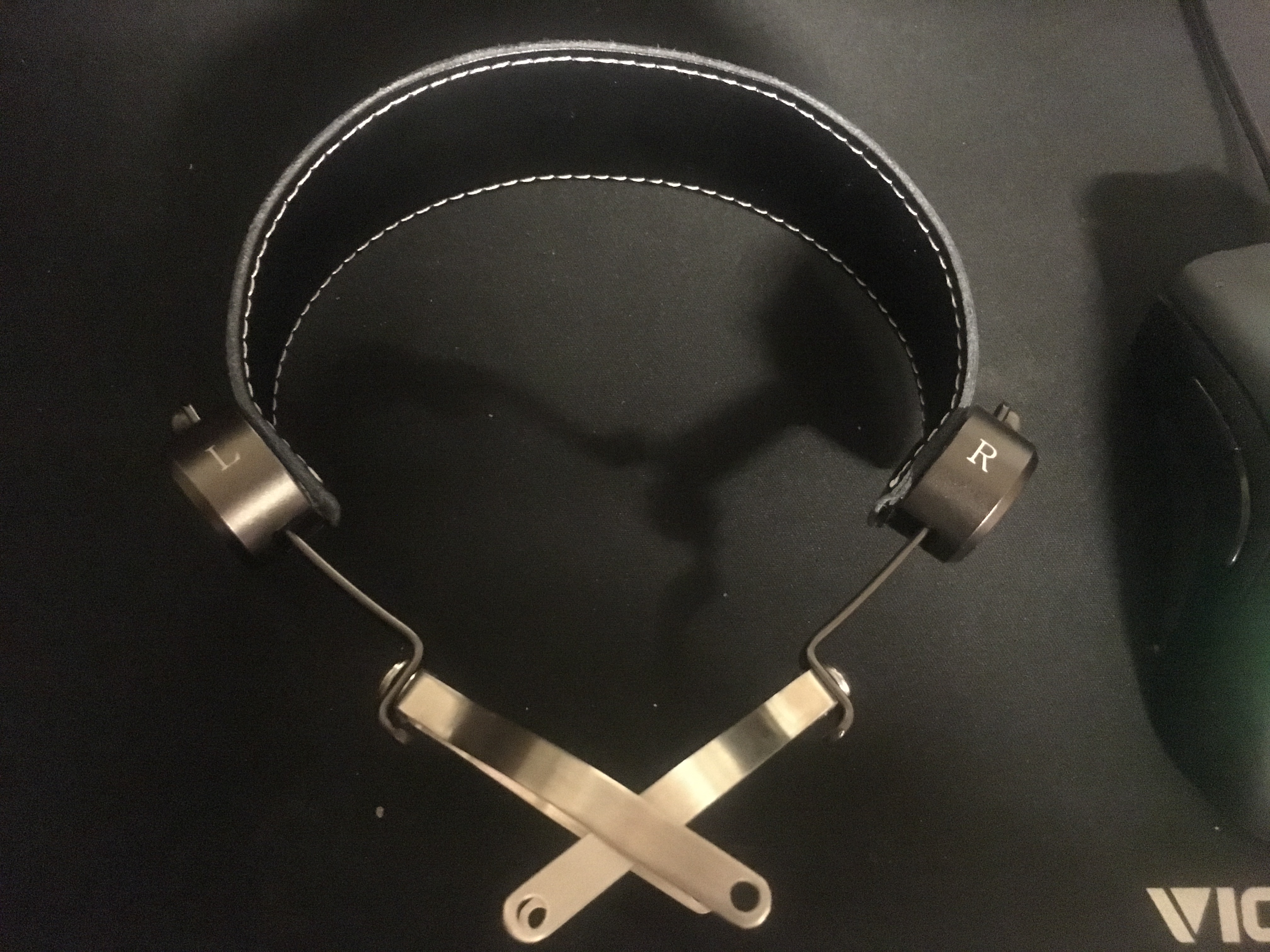 monolith headphones impressions planar closed fi head headphone