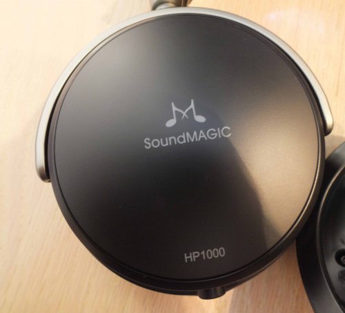 SoundMagic-HP1000-cup.jpg