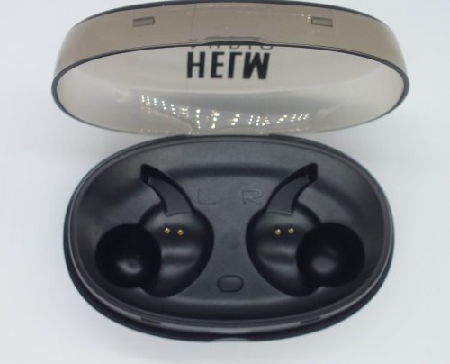 Helm-TWS5-case-empty.JPG