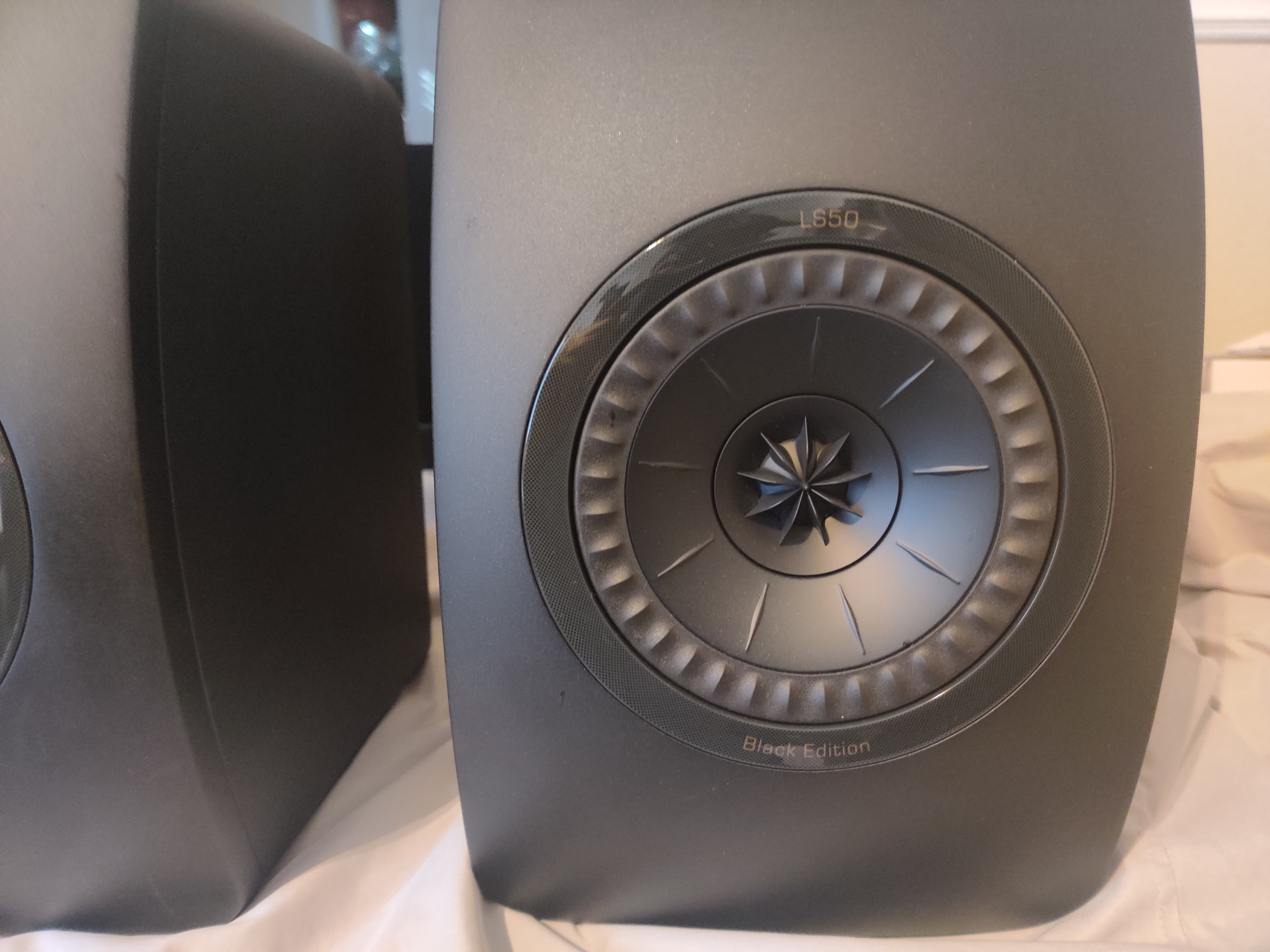 kef ls50 all black