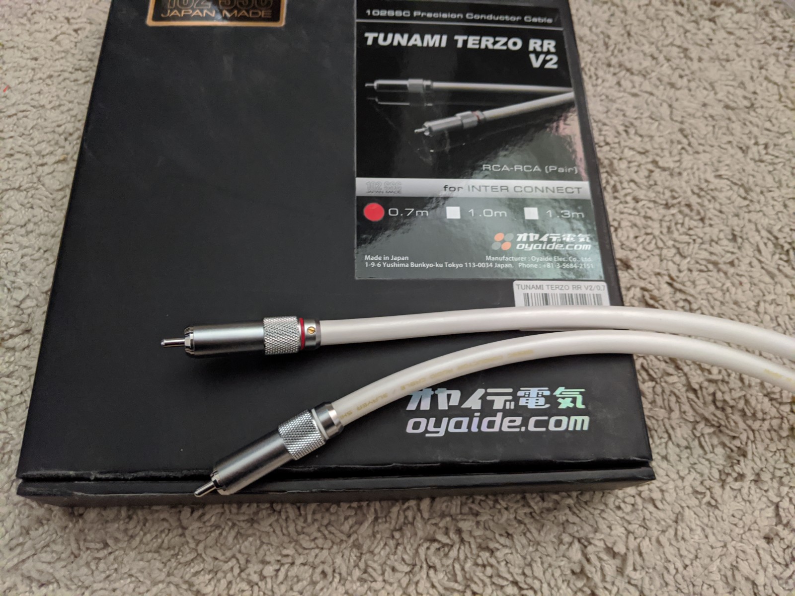 oyaide Tunami Terzo RR V2//0.7 RCA Interconnects Audio Cable 0.7 Meter Brand New
