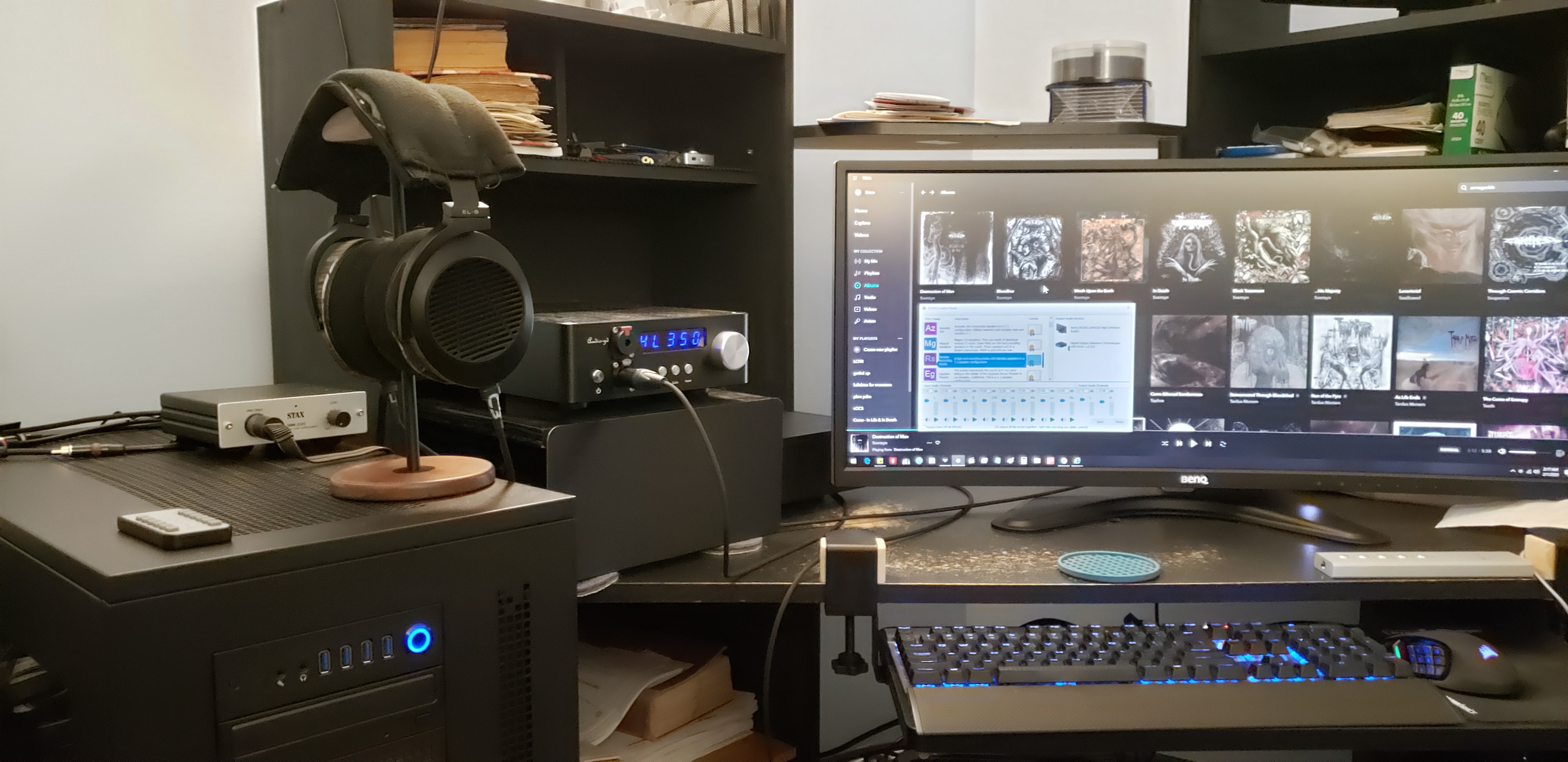 Pictures of your computer rigs! Post them here! | Headphone Reviews and ...