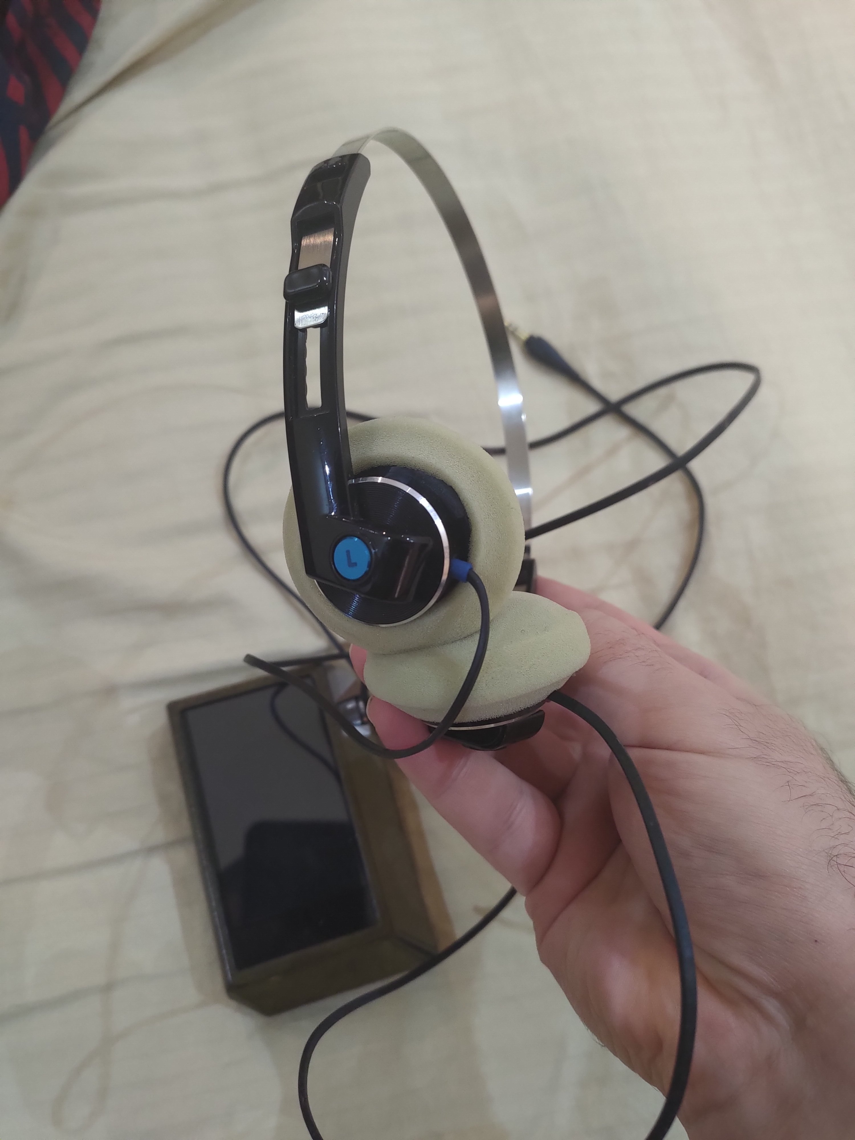 The most comfty budget headphones? Thread Gallery Headphone Reviews