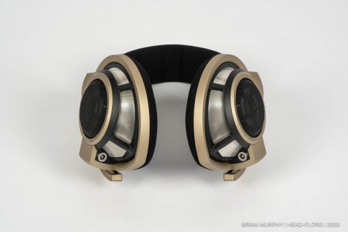 Sennheiser HD 800 S 75th Anniversary-00667.jpg