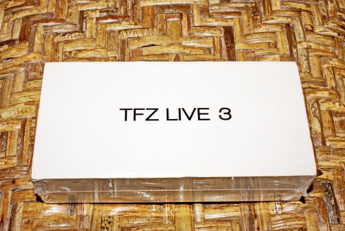 TFZ Live 3 01_r.jpg