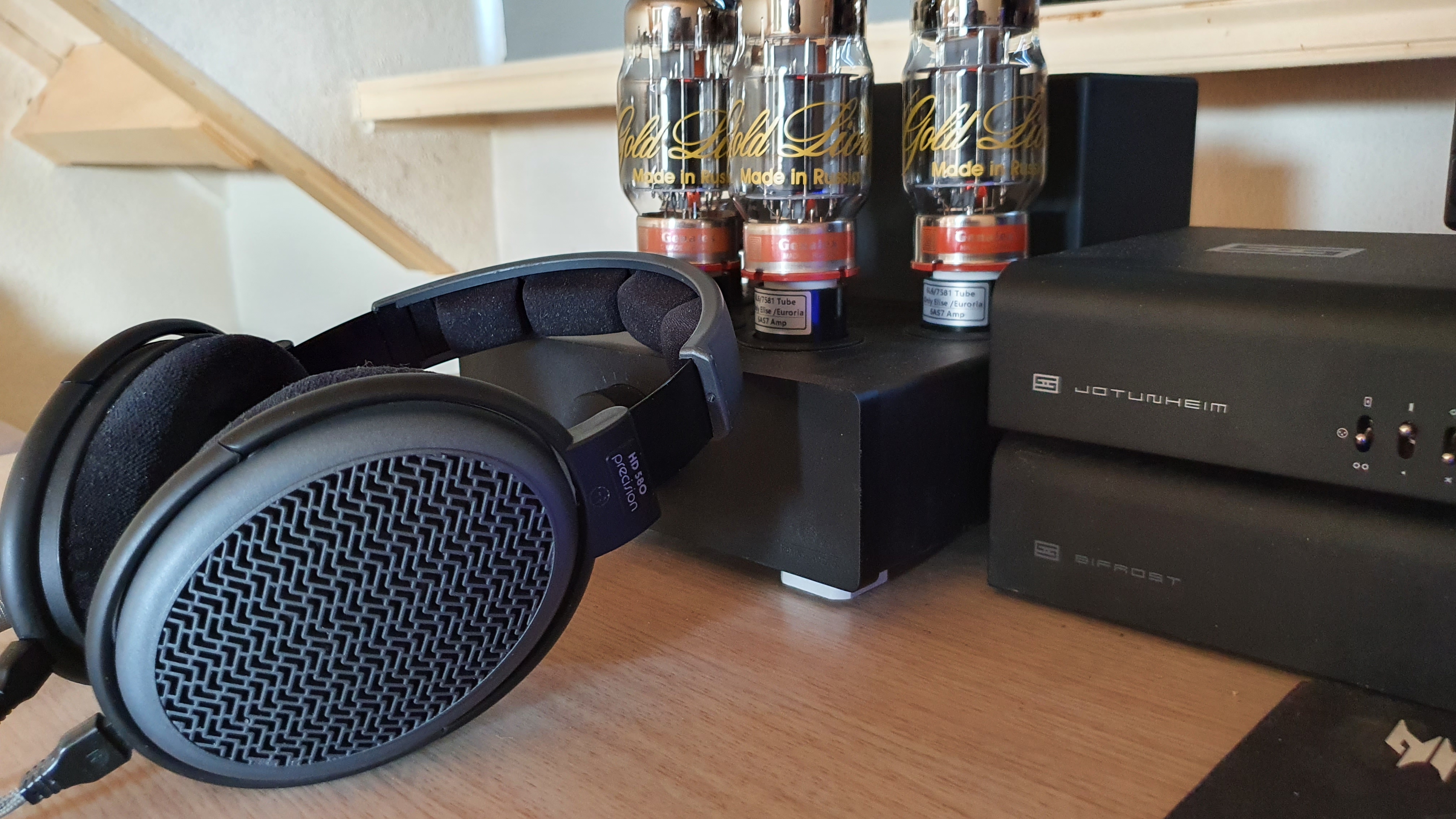 Pics of Headphones Rules: ONE PIC 