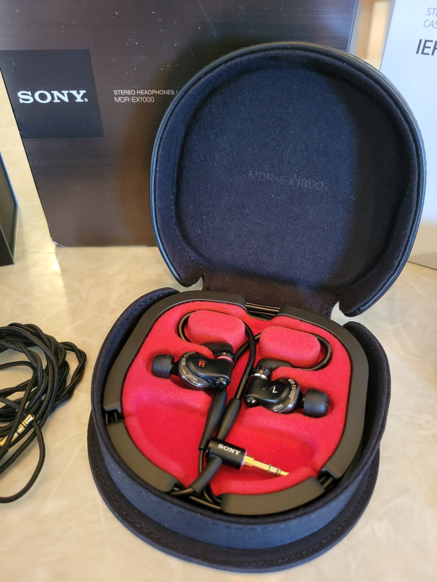 Closed Sony MDREX1000 Headphone Reviews and Discussion