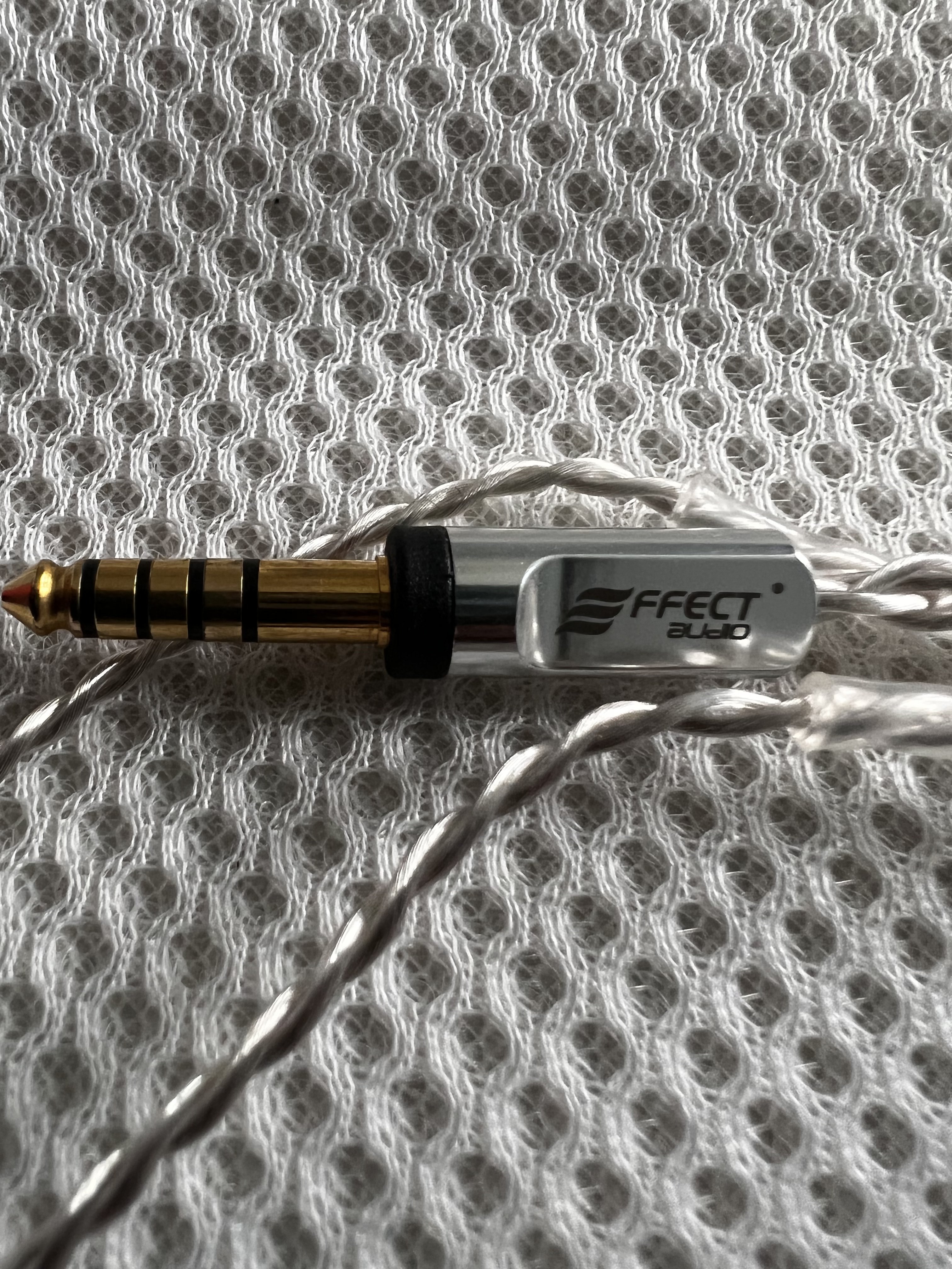 Closed Effect Audio Virtuoso ConX reserve 4.4mm Headphone