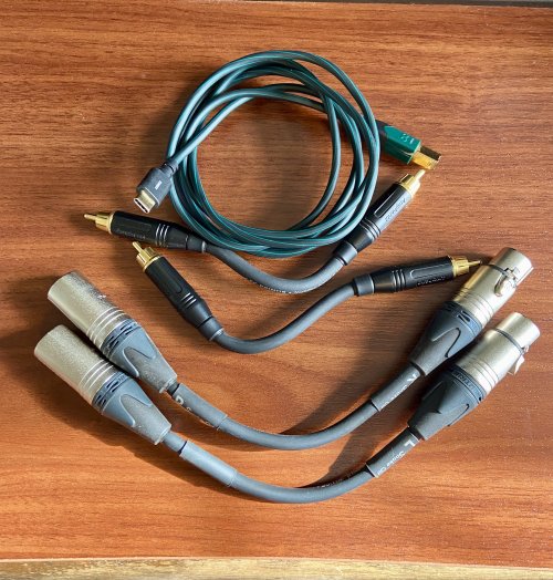 Closed SOLD Bifrost 2 Black Mint Condition w/ Audioquest Forest USB