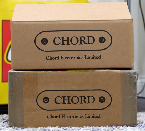 Chord DAVE with original packaging and accessories