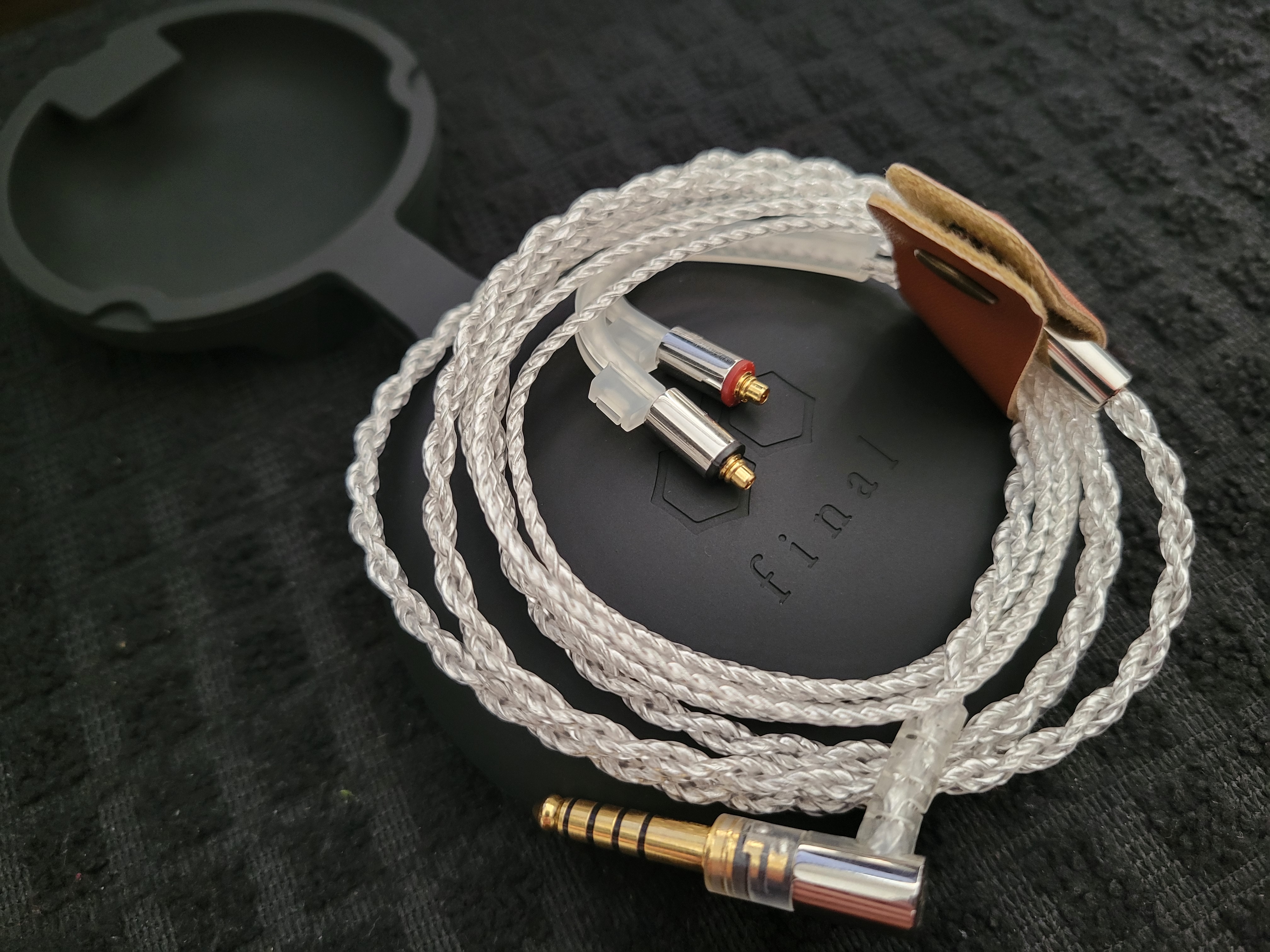 Closed: Cables Balanced MMCX 4.4.mm | Headphone Reviews and