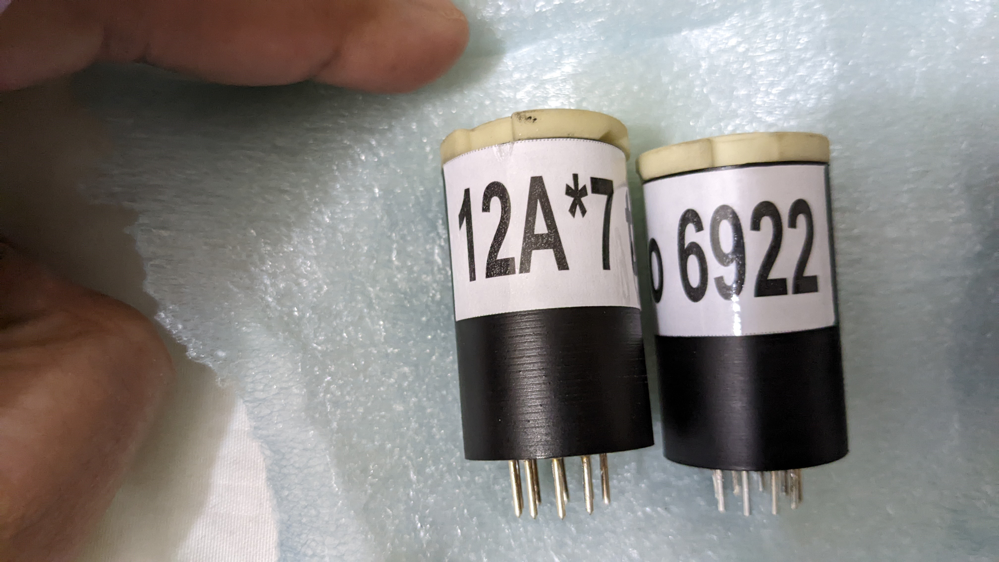 Closed: Custom 12AU7 / 12AT7 / 12AX7 to 6922 extended tube adapters and ...