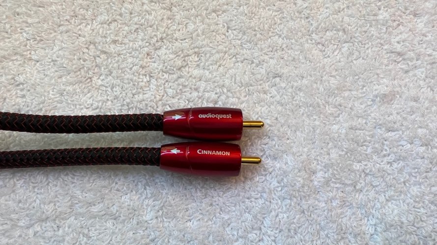 Closed AudioQuest Cinnamon digital coax cable 1.5M Headphone Reviews