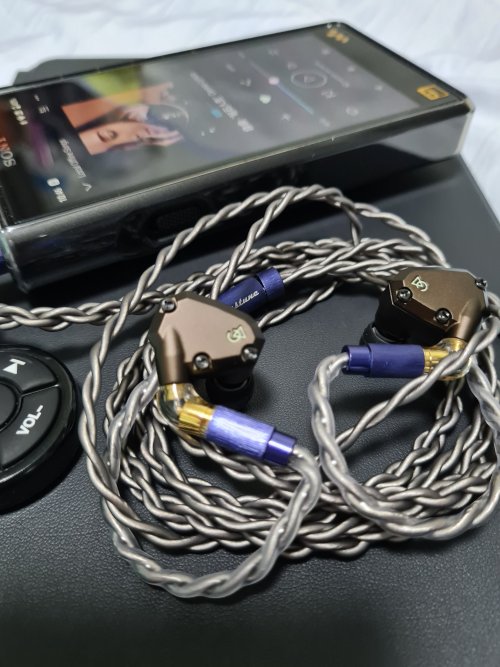 Acoustune Impressions thread | Page 3 | Headphone Reviews and ...