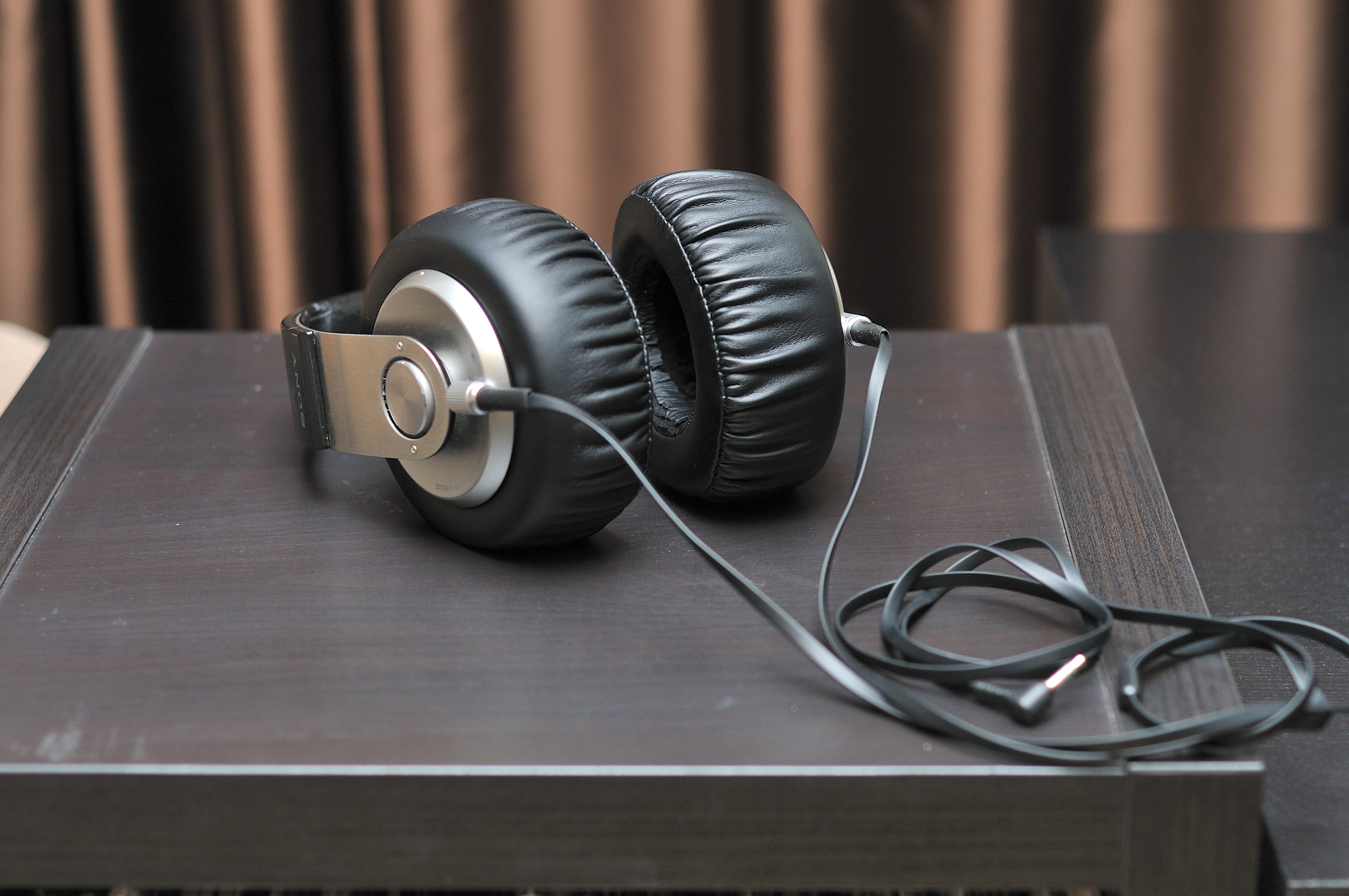 Closed: Sony MDR-XB700 | Headphone Reviews and Discussion - Head