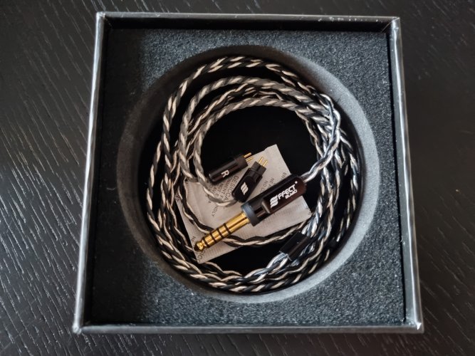 Sold Effect Audio Grandioso Special Black Edition 4.4mm Headphone