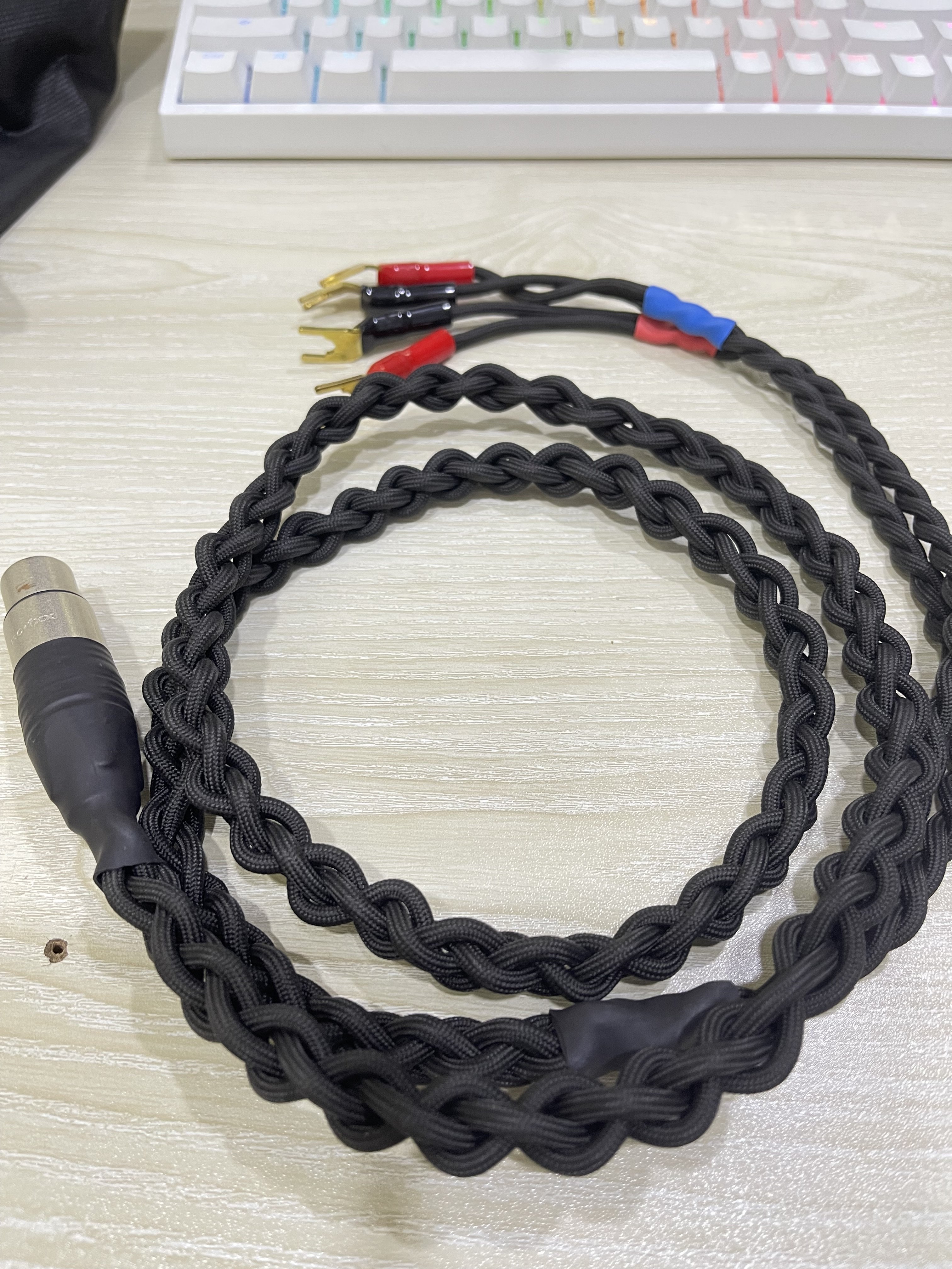 Sold: Speaker Amp to HP Adapter Cable | Headphone Reviews and ...