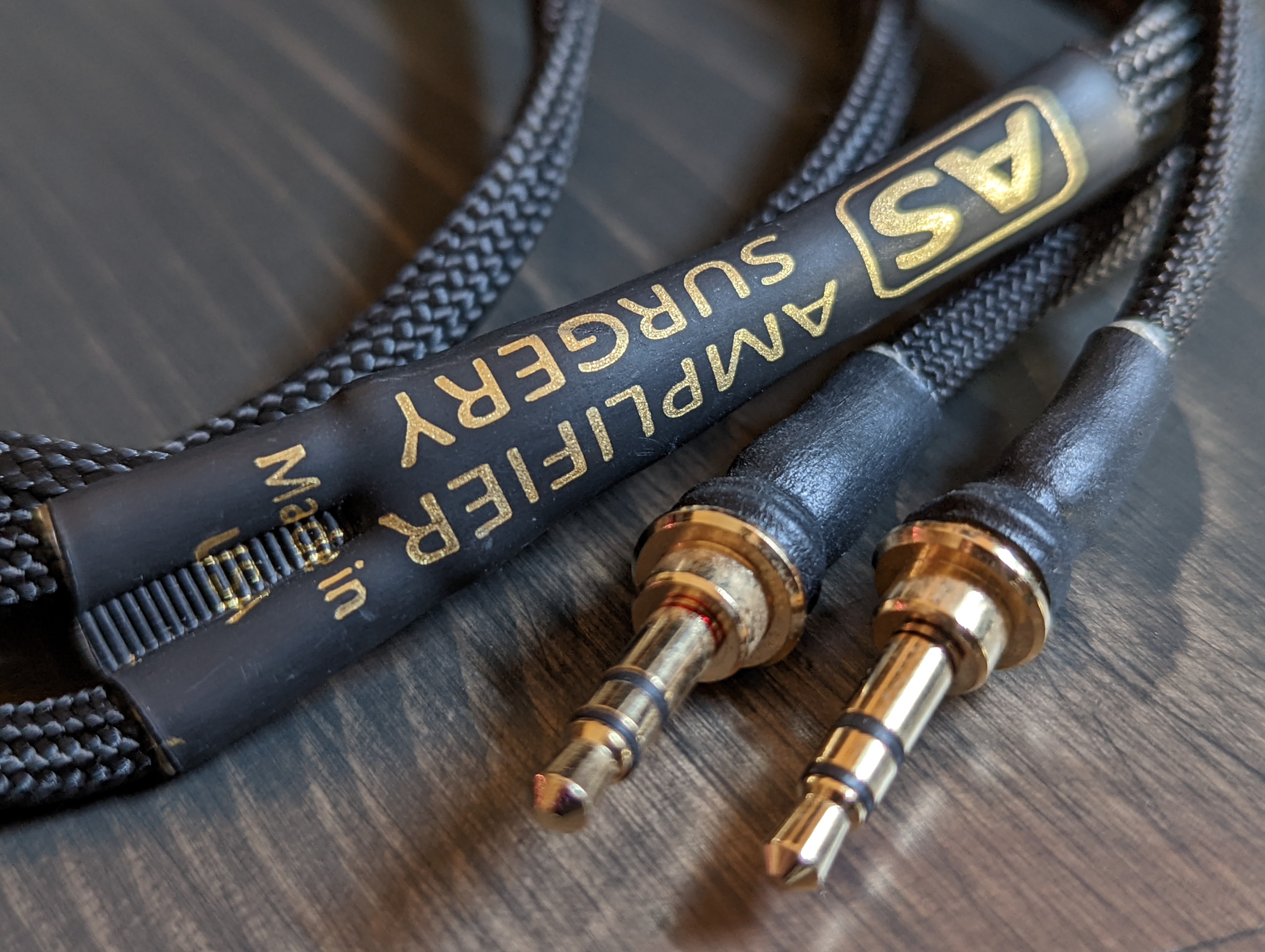 Sold Amplifier Surgery XLR to 2 x 3.5mm 4ft (Made in USA) Headphone