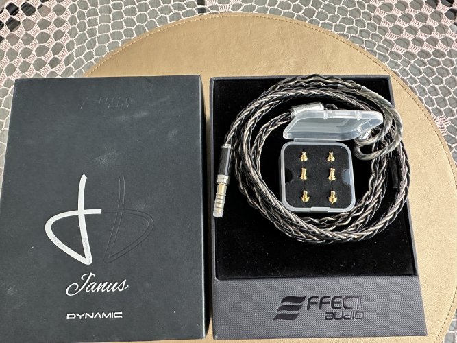 Closed Effect Audio Cable JANUS D (Dynamic) 4.4 Pentacon, ConX