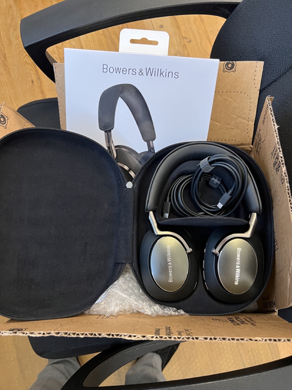 Sold: B&W PX8 - Excellent Condition w/ all original packaging ...