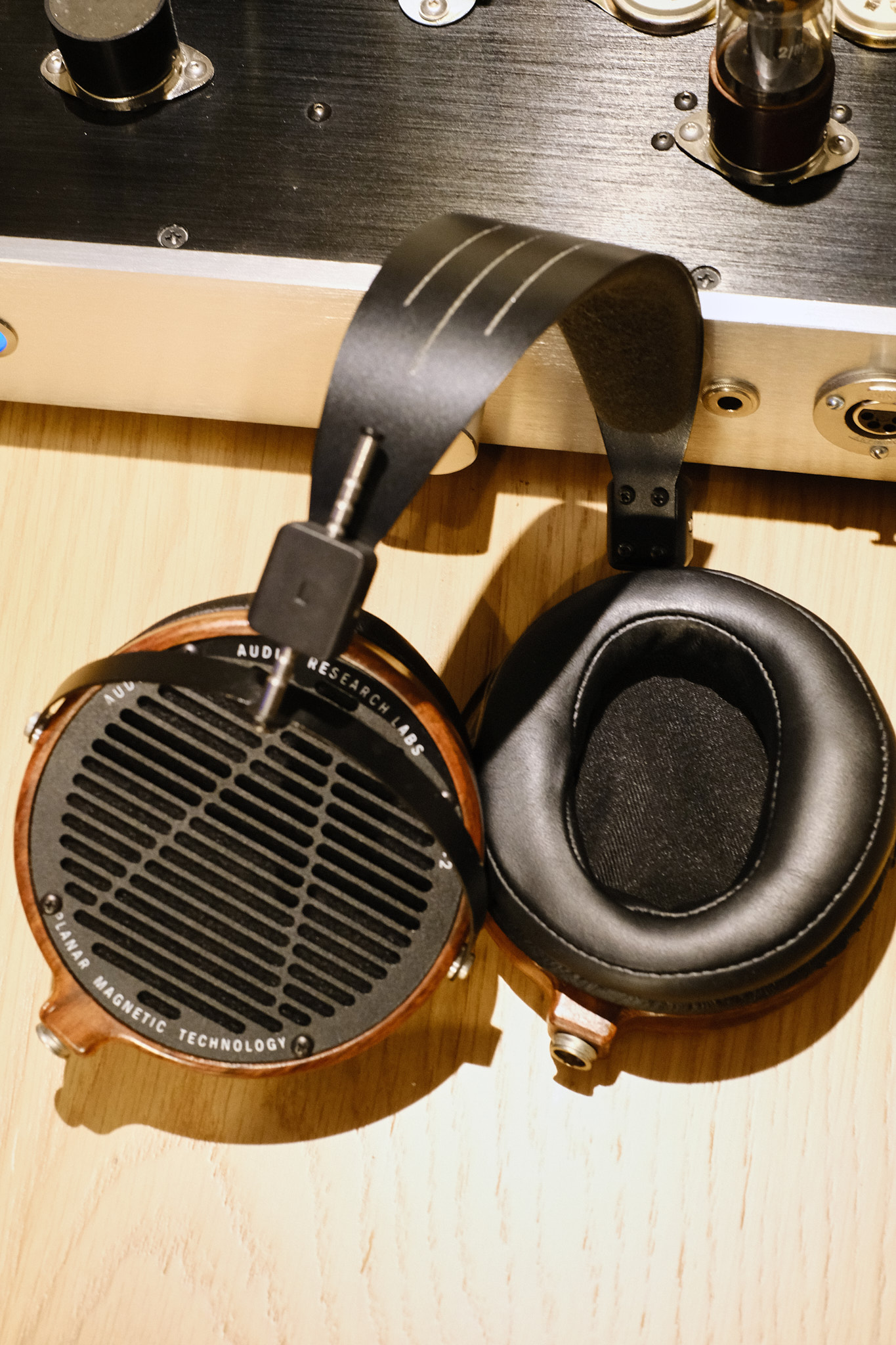 Sold: Audeze LCD 2 Rev 1 (Pre Fazor) - $475 USD/$640 CAD or trade w ...
