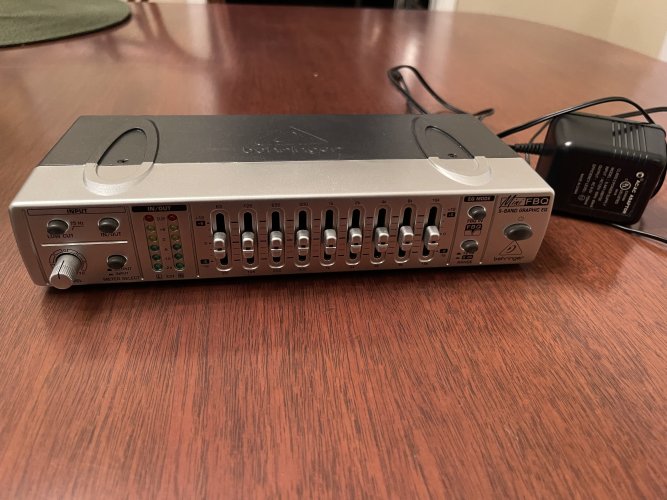 Closed Behringer MINIFBQ FBQ800 Headphone Reviews and Discussion