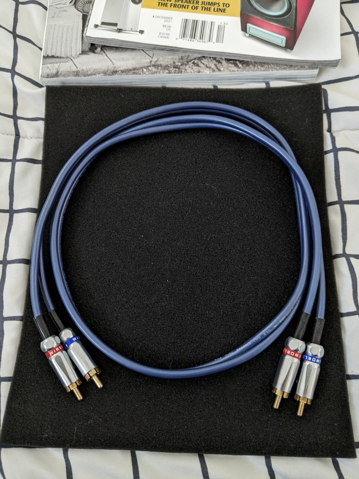 Sold: Wireworld Luna 5 RCA Interconnect Cables 1 meter | Headphone ...