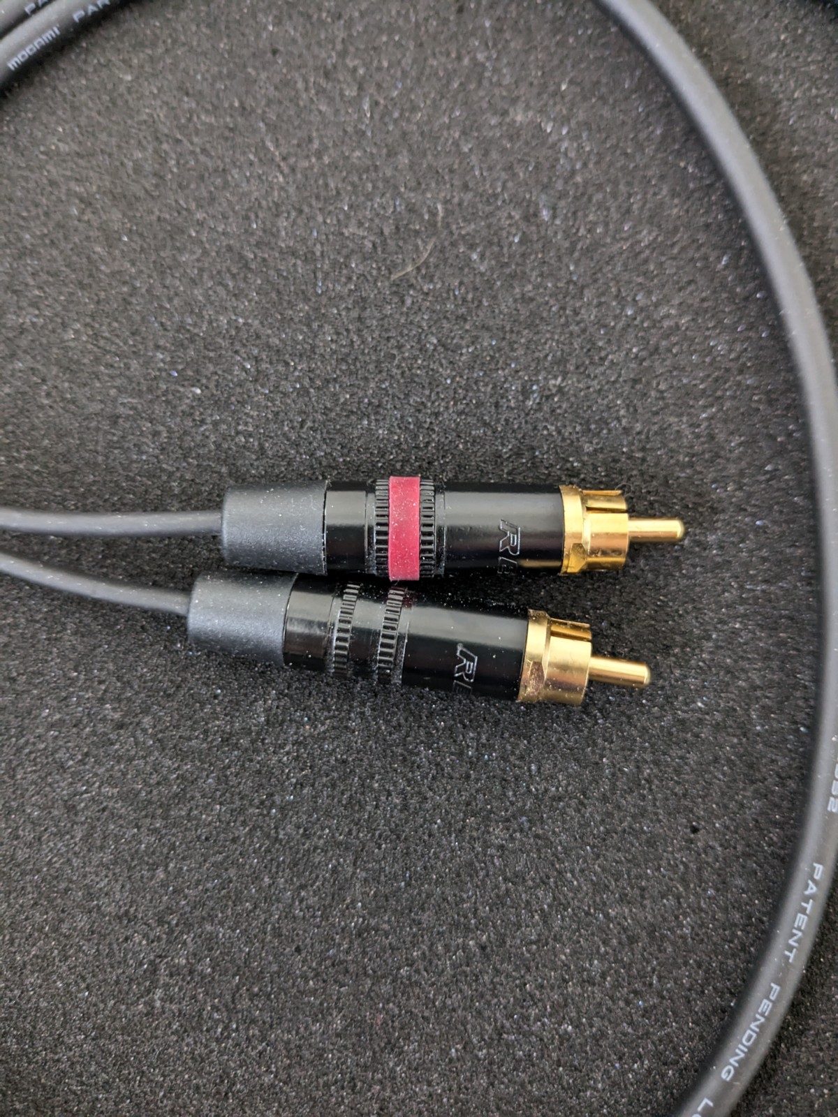 Sold Mogami 2552 RCA to 3.5mm Mini Stereo Interconnect Cable 5 ft. Headphone Reviews and