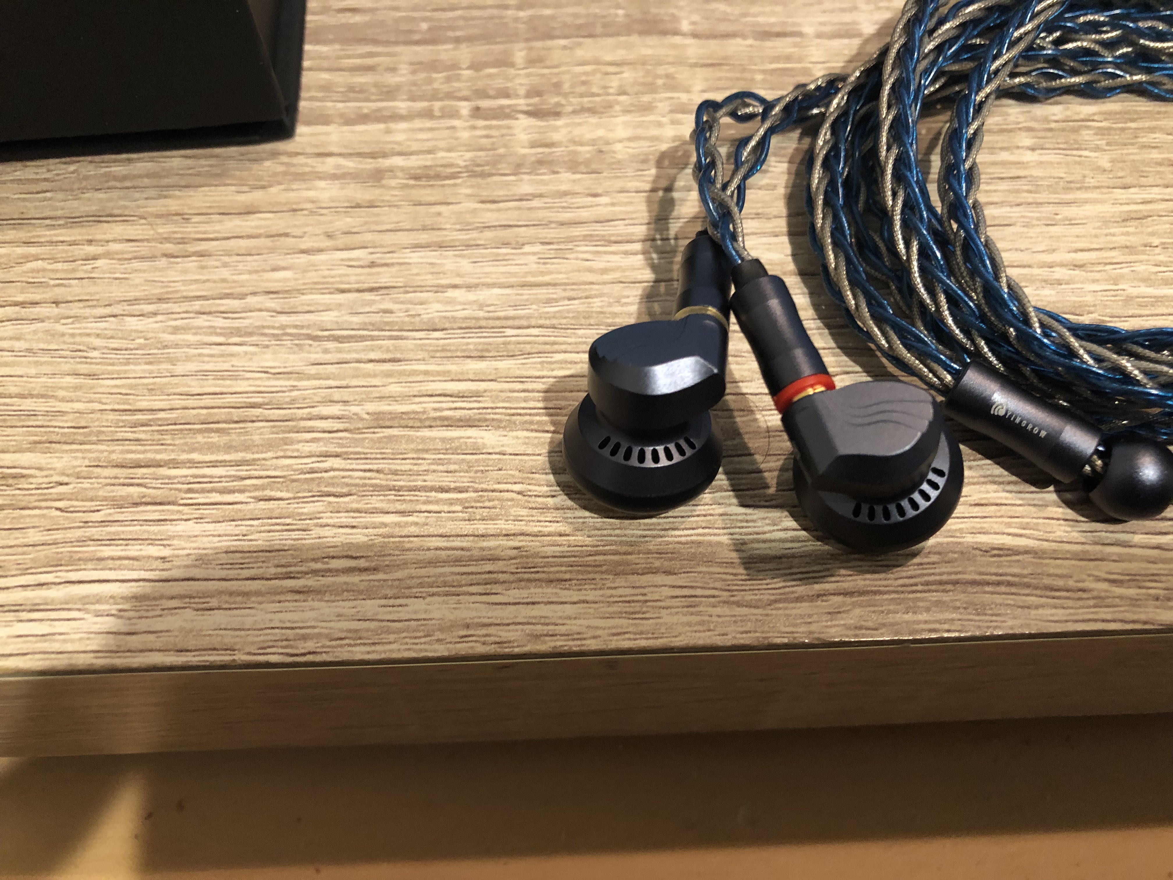 Closed: Yincrow RW-3000 Earbuds | Headphone Reviews and Discussion