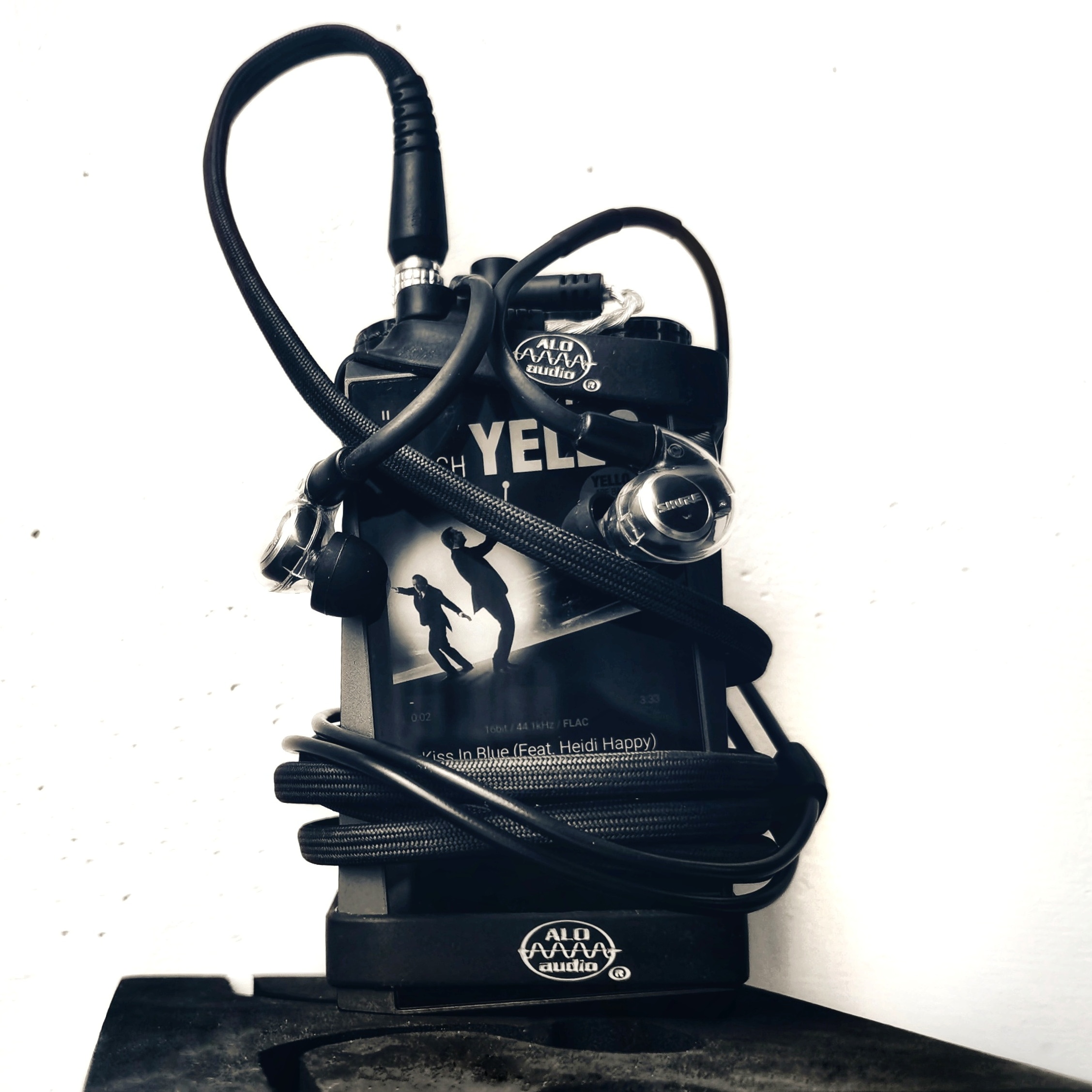 Pictures of Your Portable Rig (part XVI) | Page 2391 | Headphone ...