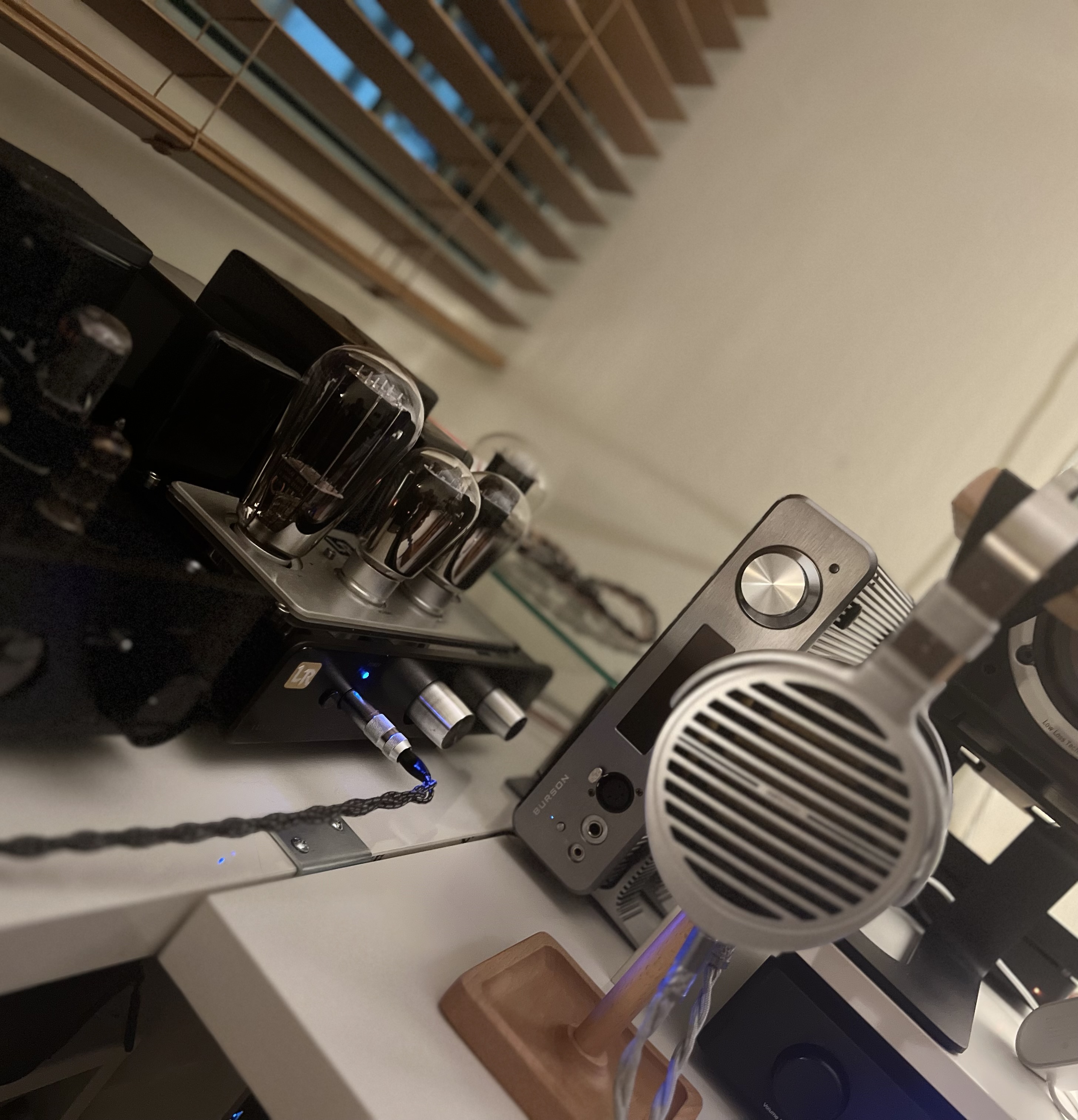 Headphone Tube Amps The hunt for all 300B TUBE AMPS Headphone