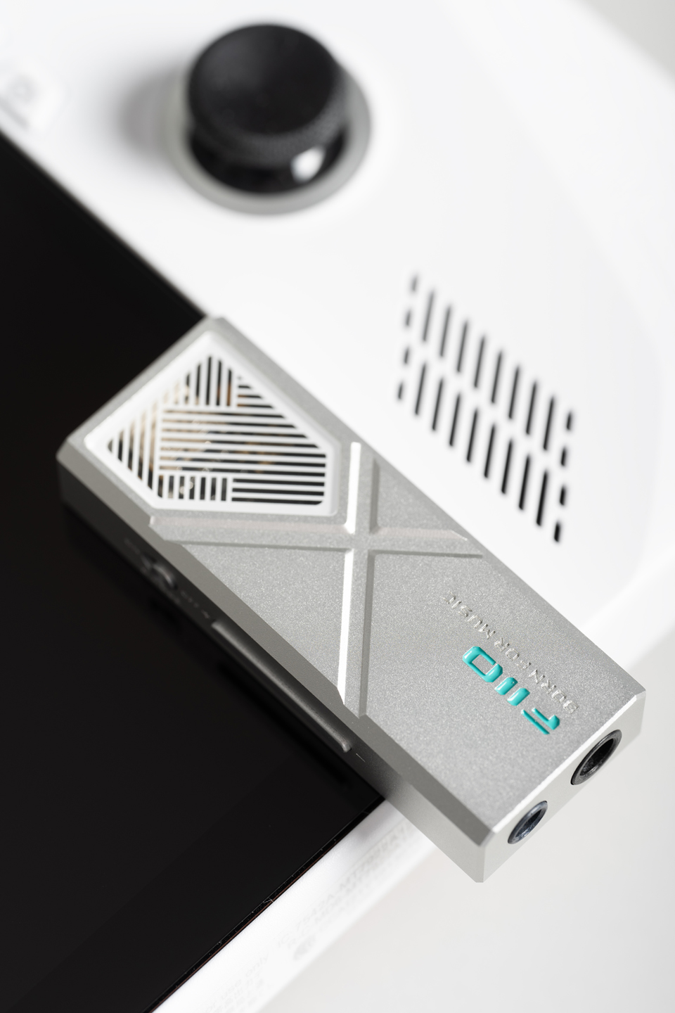 FiiO JadeAudio KA13 DAC Dongle, adaptador USB-C, salidas de 3.5 mm y 4.4 mm, PCM 384 kHz/32bit | DSD256 550 mW de alta potencia (verde
