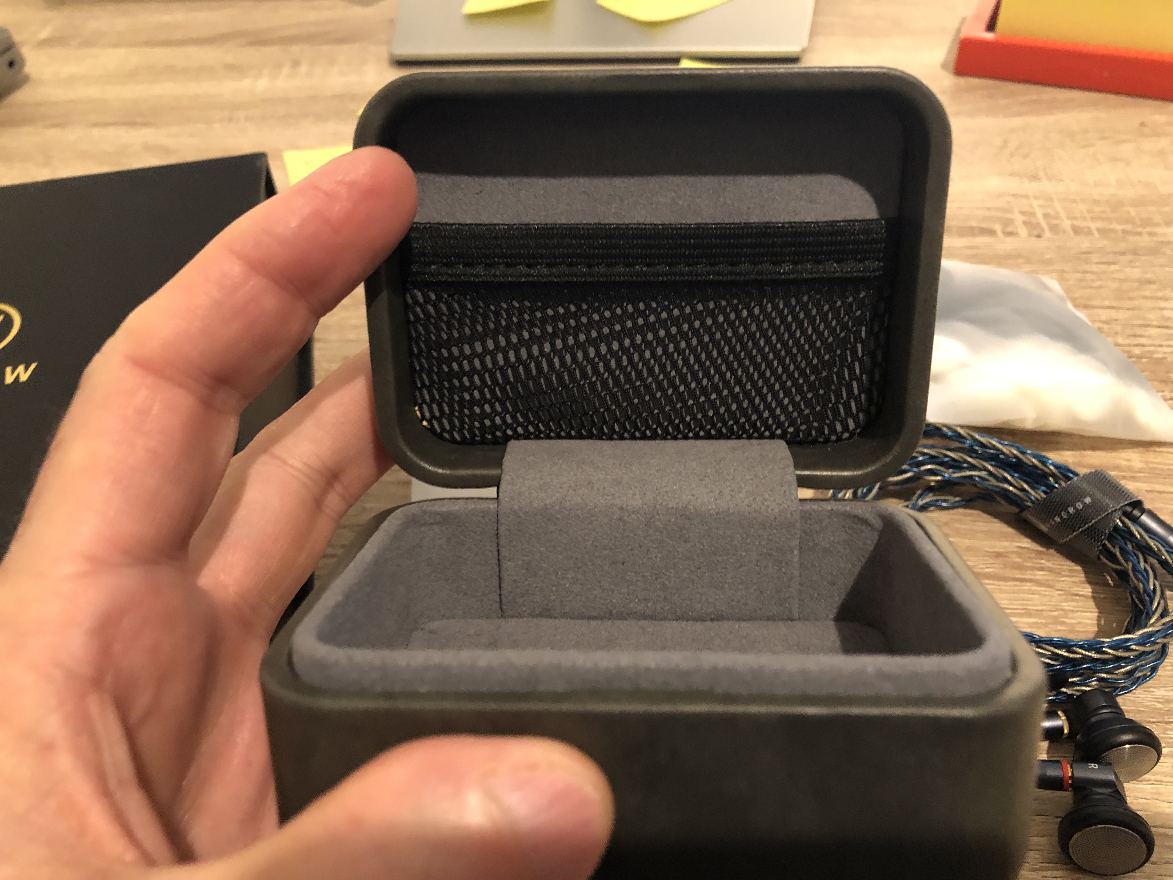 Sold: Yincrow RW-3000 Earbuds | Headphone Reviews and Discussion