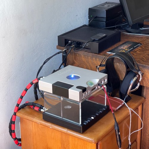 AcrylicStand.jpg