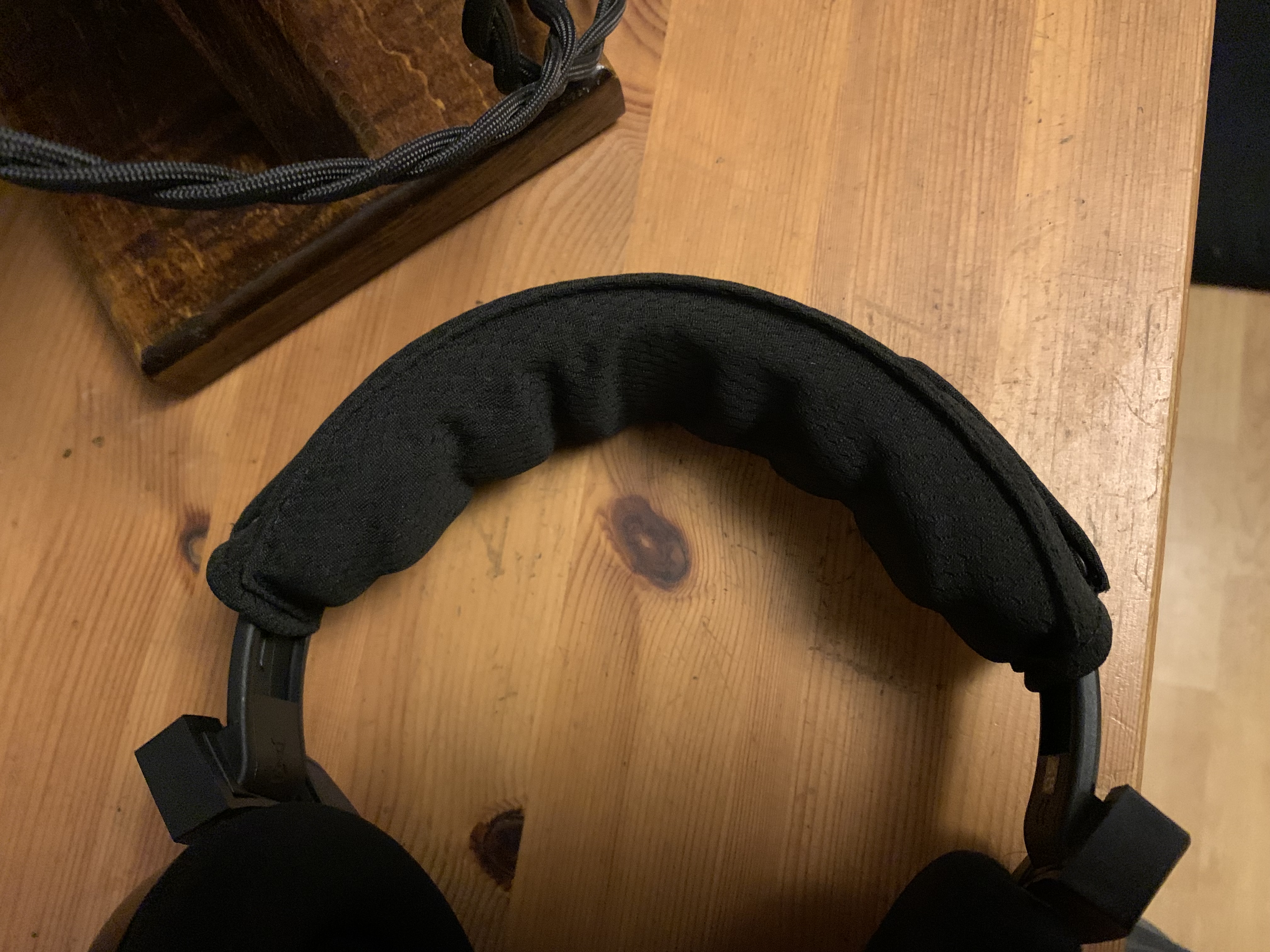 オーディオ機器 ZMF レザー クレセント ストラップ （スチールなし）
