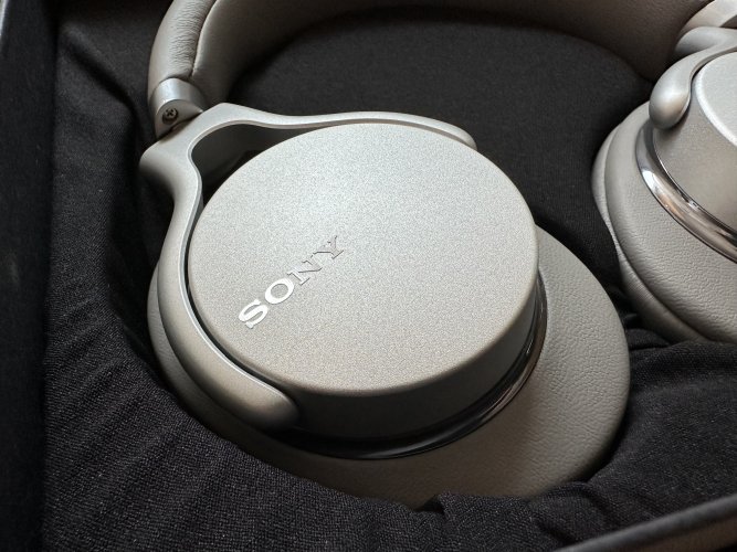 Sony MDR-1AM2 Cuffie Stereo Argentate – Alta Risoluzione, Usate Dal Giappone Con Custodia E Cavo Bilanciato - Foto 4