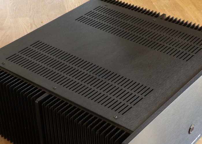 Closed: Neurochrome Modulus 686 Class A/B Dual Mono Power Amplifier ...