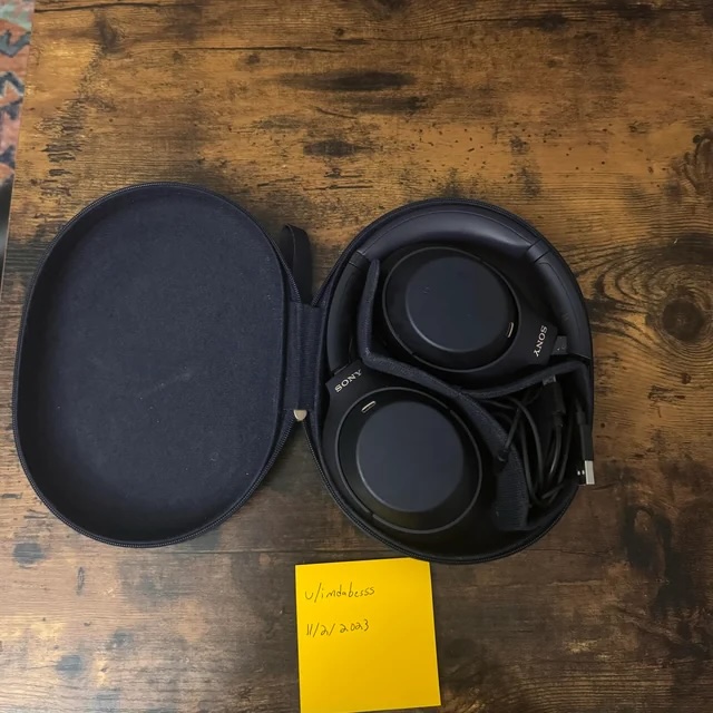 Sold: Sony WH-1000XM4 navy blue | Headphone Reviews and Discussion ...
