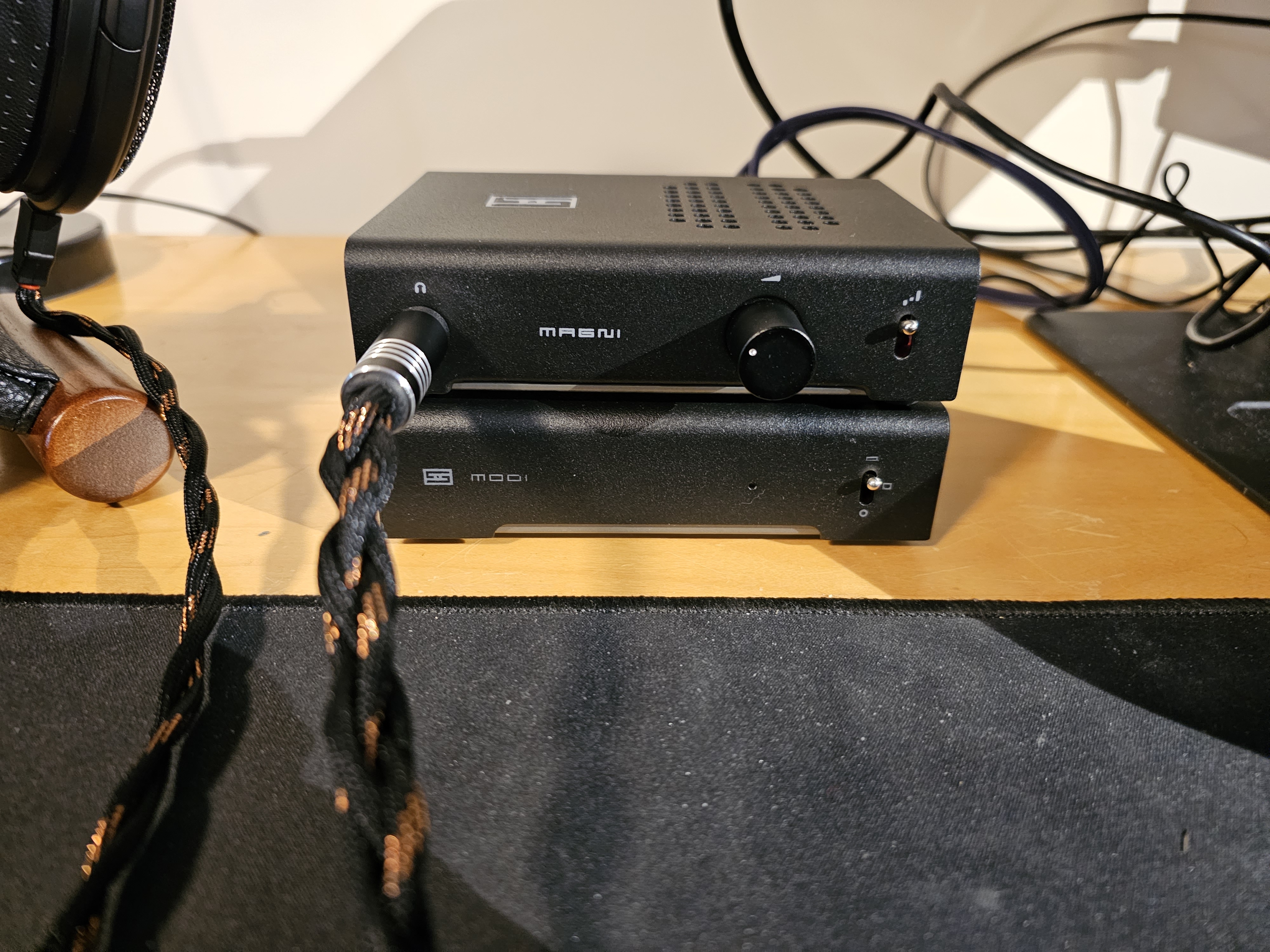 Sold: (New) Schiit Magni+ Amp / Modi 3e Dac - Amp/Dac Stack | Headphone ...