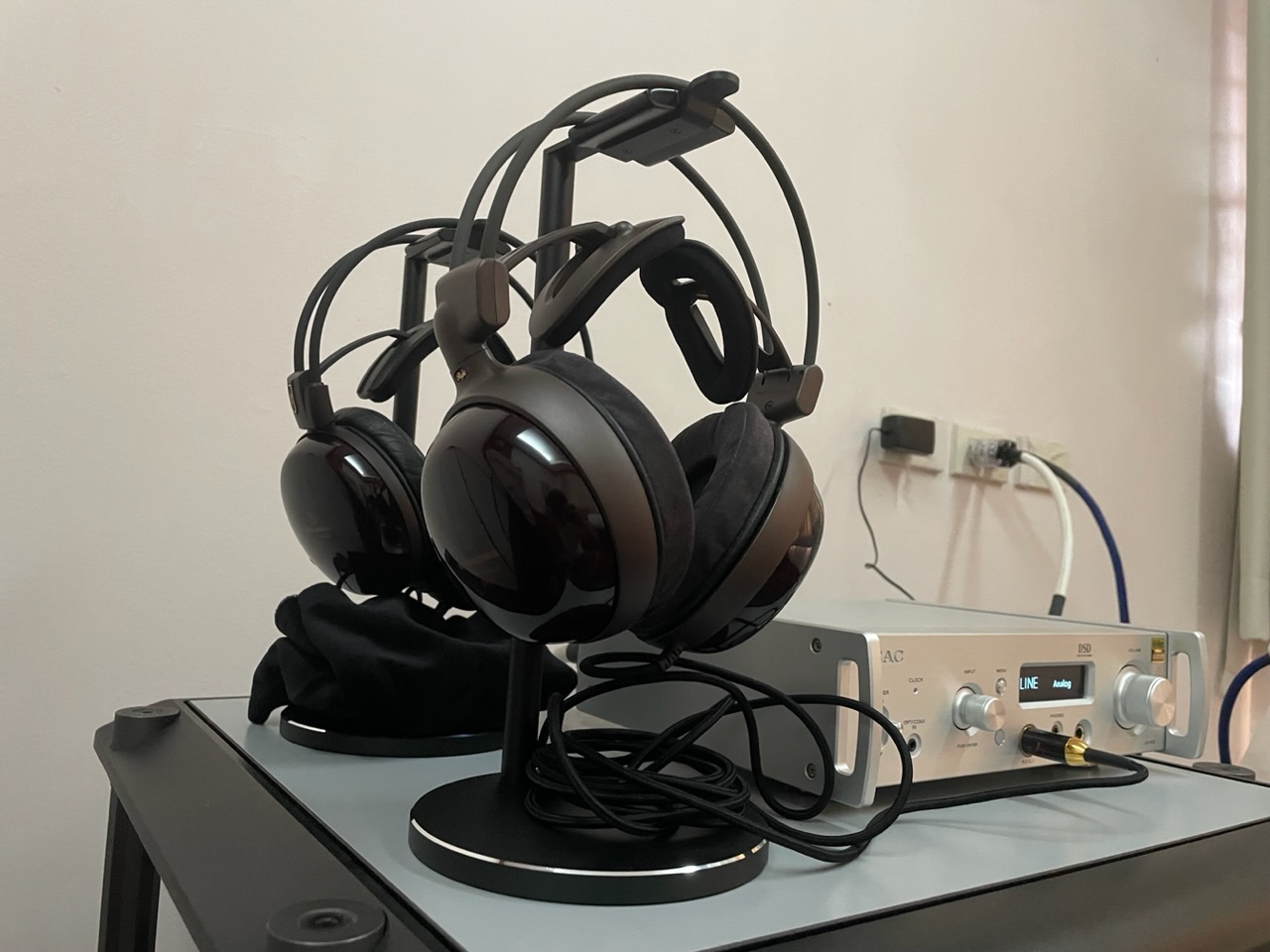 Show us your Head-Fi station at it's current state. No old pictures ...