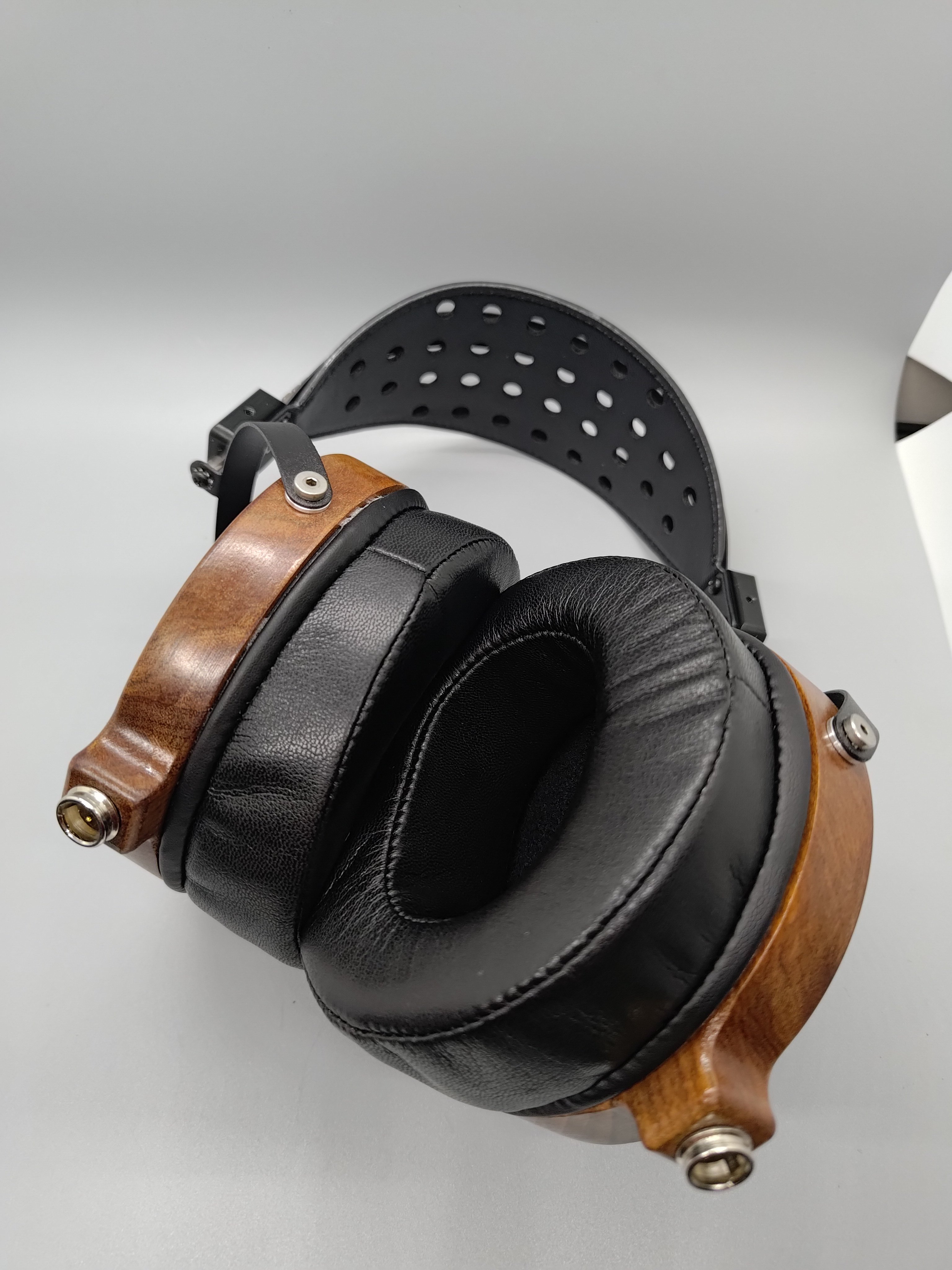 Sold: Audeze LCD-2 Pre-fazor (2.1) | Headphone Reviews and Discussion ...