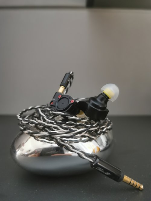 Sold Effect Audio Vogue Series Grandioso Special Black Edition 4,4mm