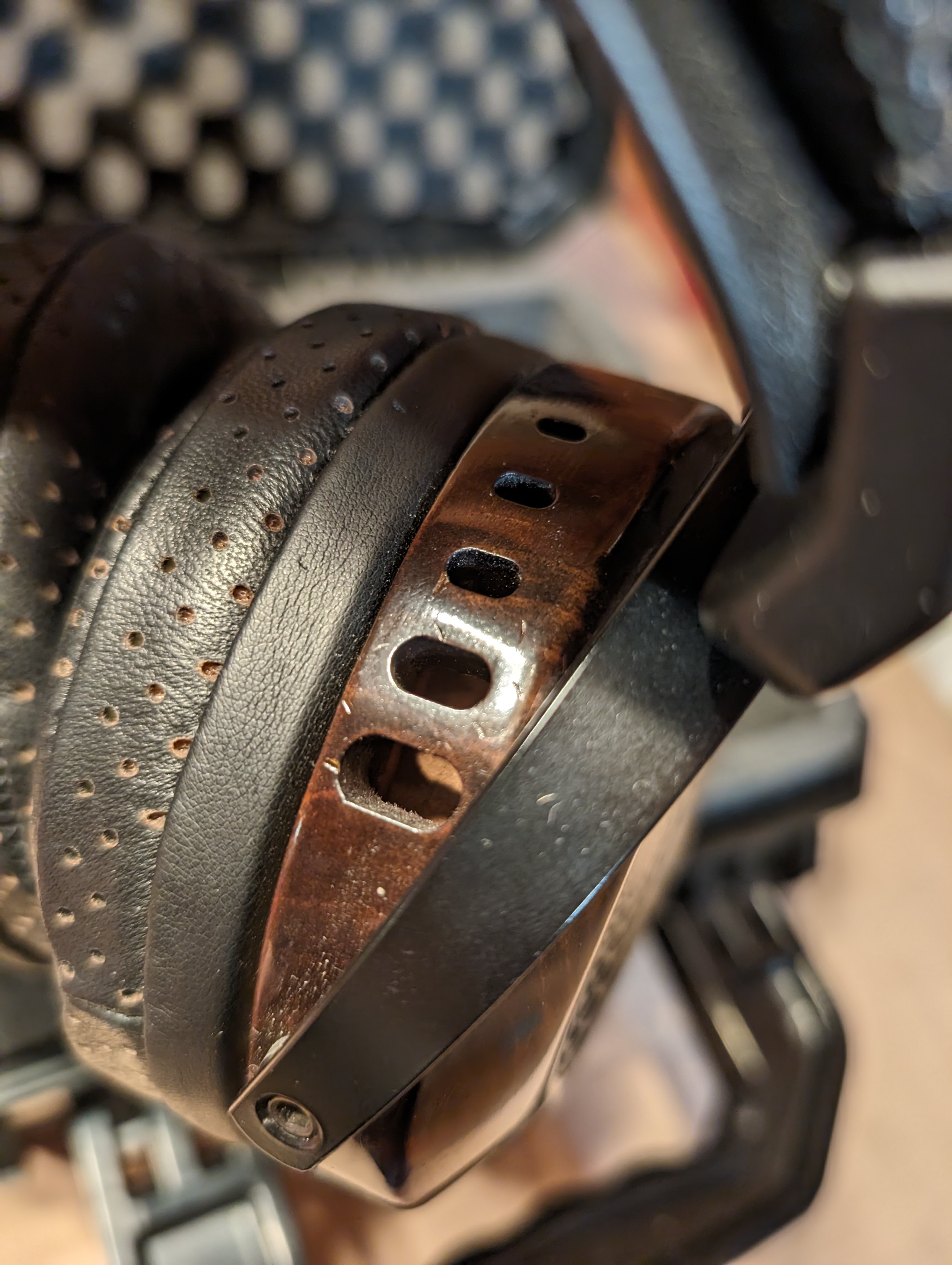 Closed ZMF Verite Open w/ Additional Pads Headphone Reviews and