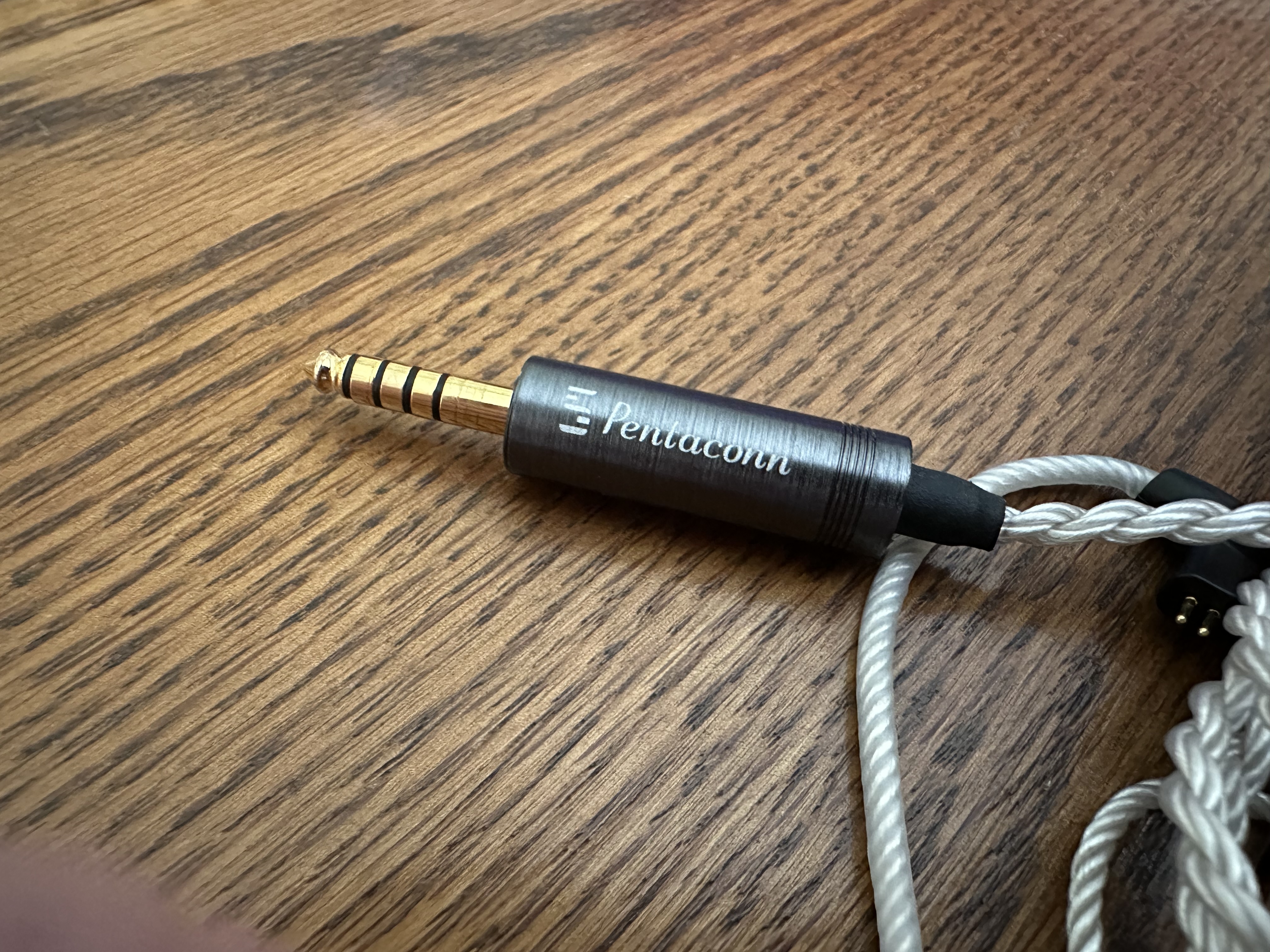 64AUDIO PREMIUM 8-BRAID CABLE 4.4mm 2pin Traded: 64 Audio Premium