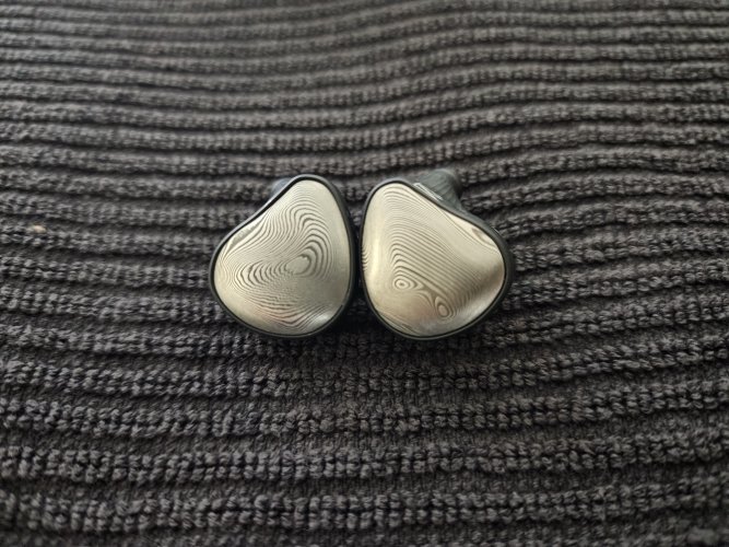 Sold: Noble Audio Viking Ragnar (no cable) | Headphone Reviews and ...