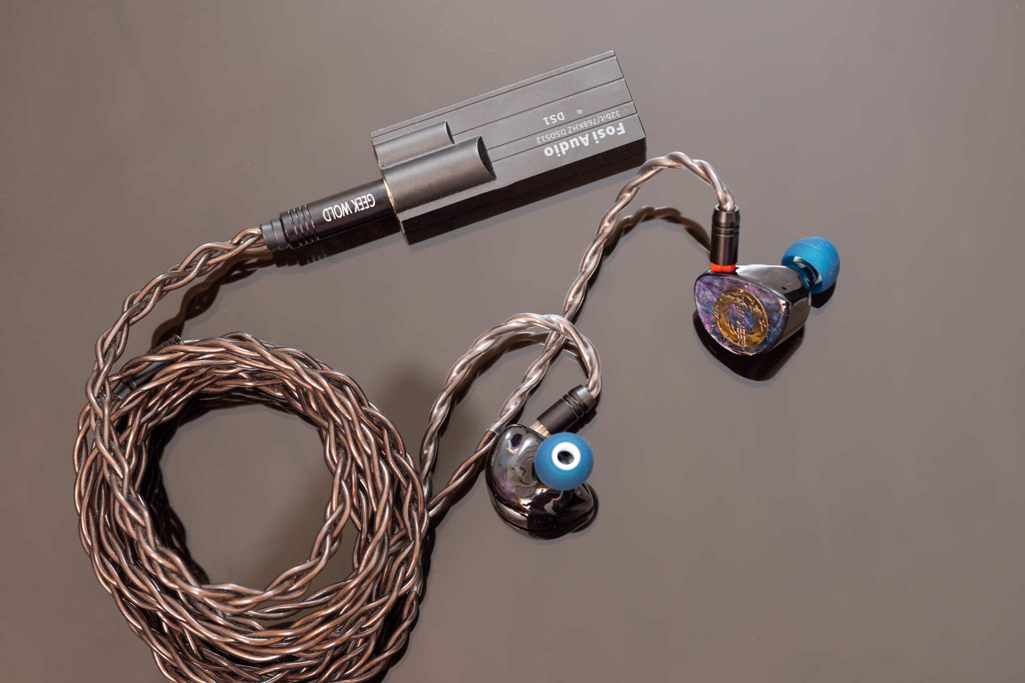 イヤホン GEEK WOLD GK300 GEEK WOLD GK300 – e☆イヤホン