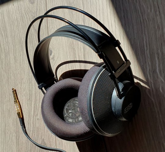 AKG K 400 Headphone Reviews and Discussion