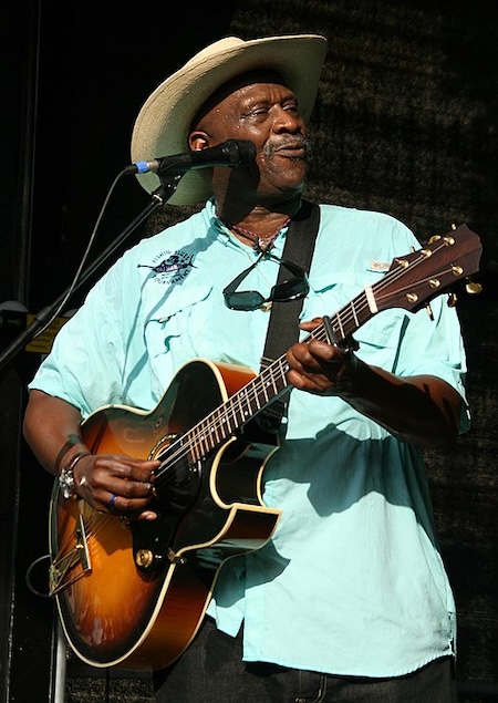 taj2.jpg